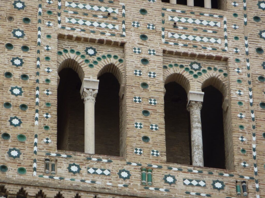 Detalle de la Torre de la Magdalena. Zaragoza